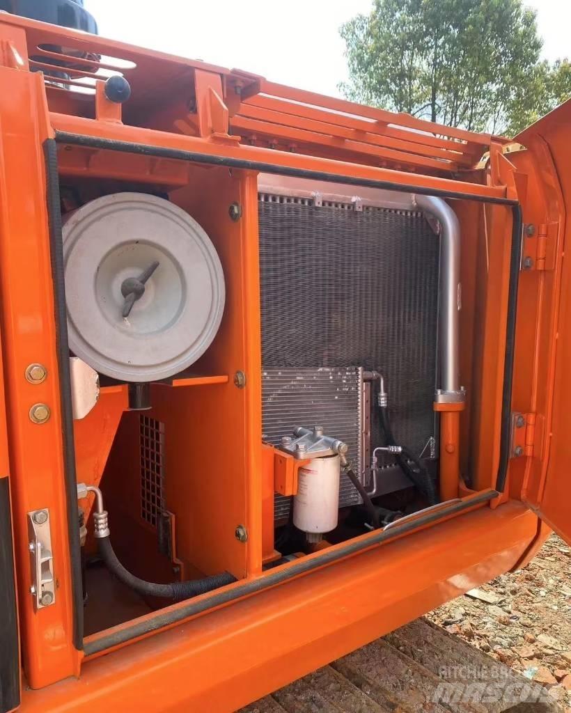 Doosan 150 履带挖掘机