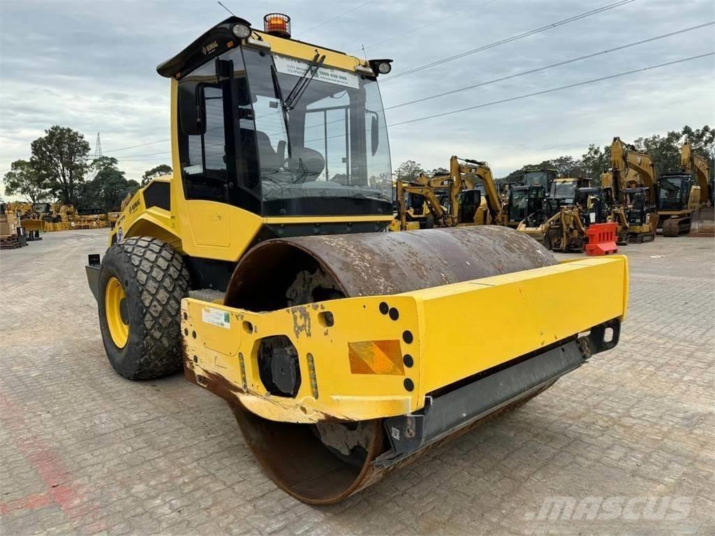 BMW 213D 单轮压路机