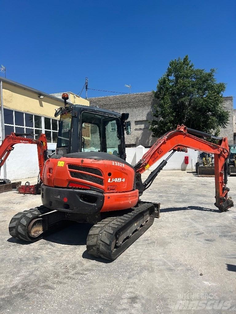 Kubota U 48-4 小型挖掘机