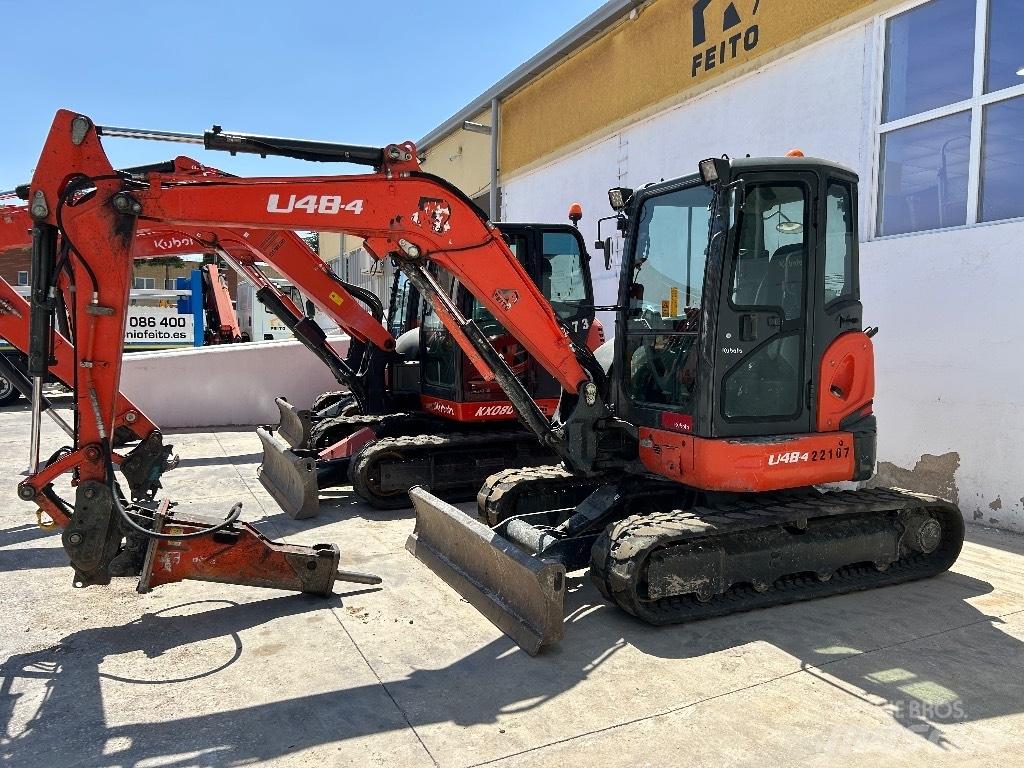 Kubota U 48-4 小型挖掘机