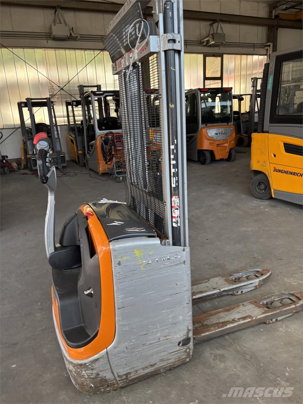 Still EXV 12i 行走式堆垛机