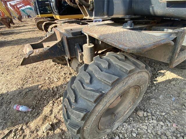 Doosan DX60W 履带挖掘机