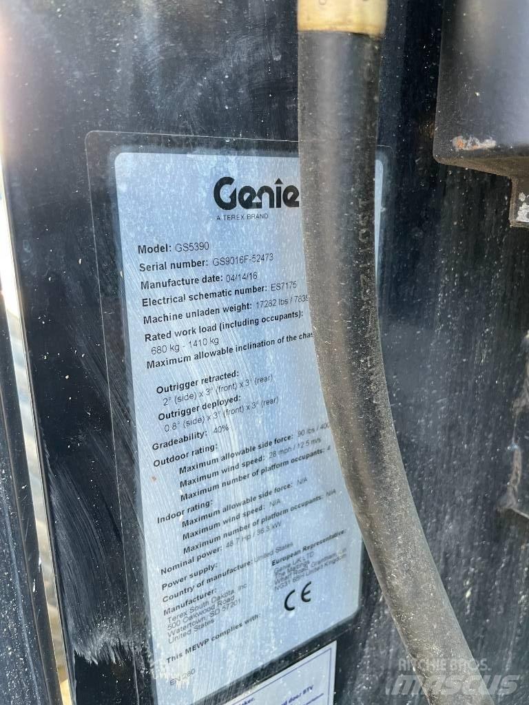 Genie 5390RT 剪叉式升降机