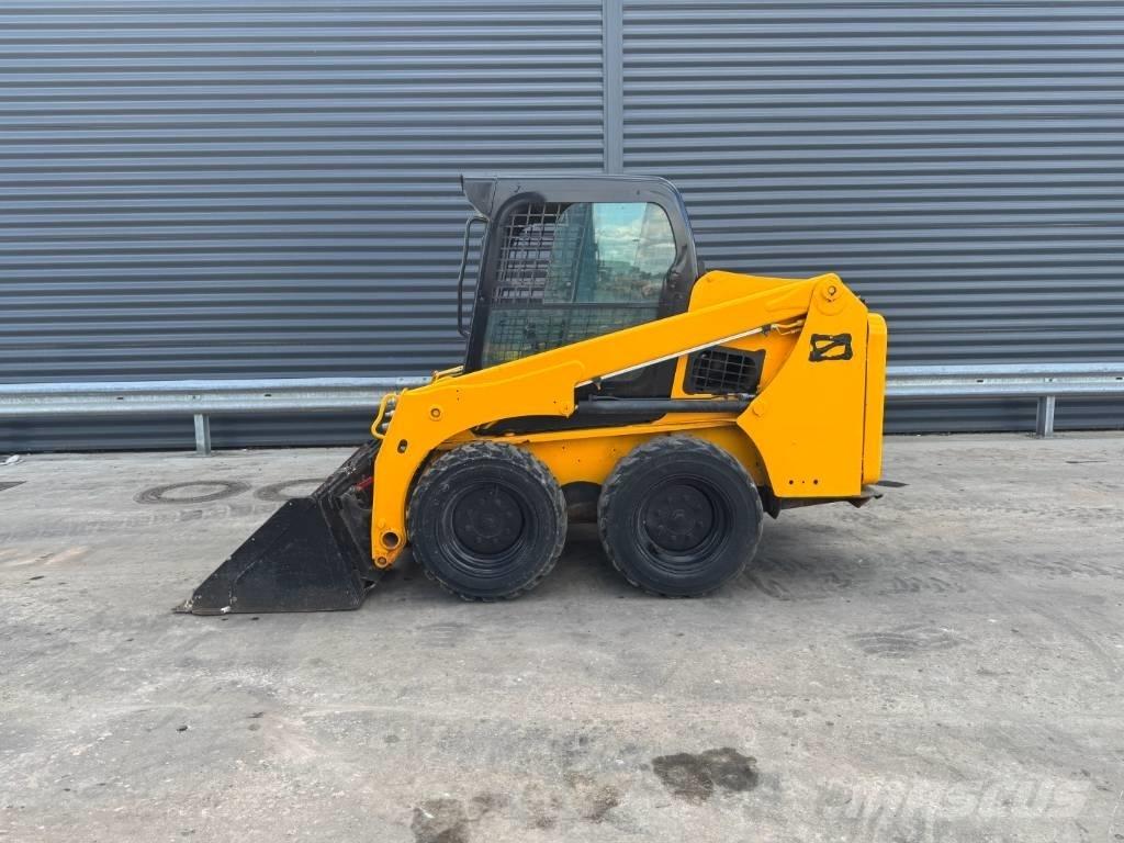 Bobcat S 450 滑移装载机