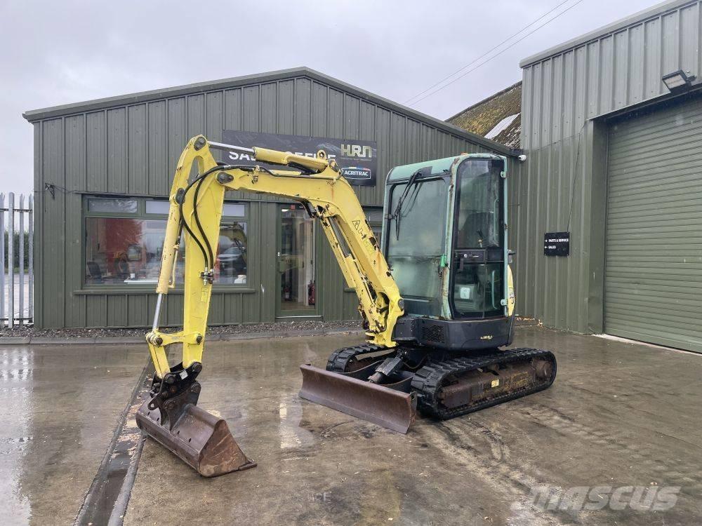 Yanmar Vio 30 小型挖掘机