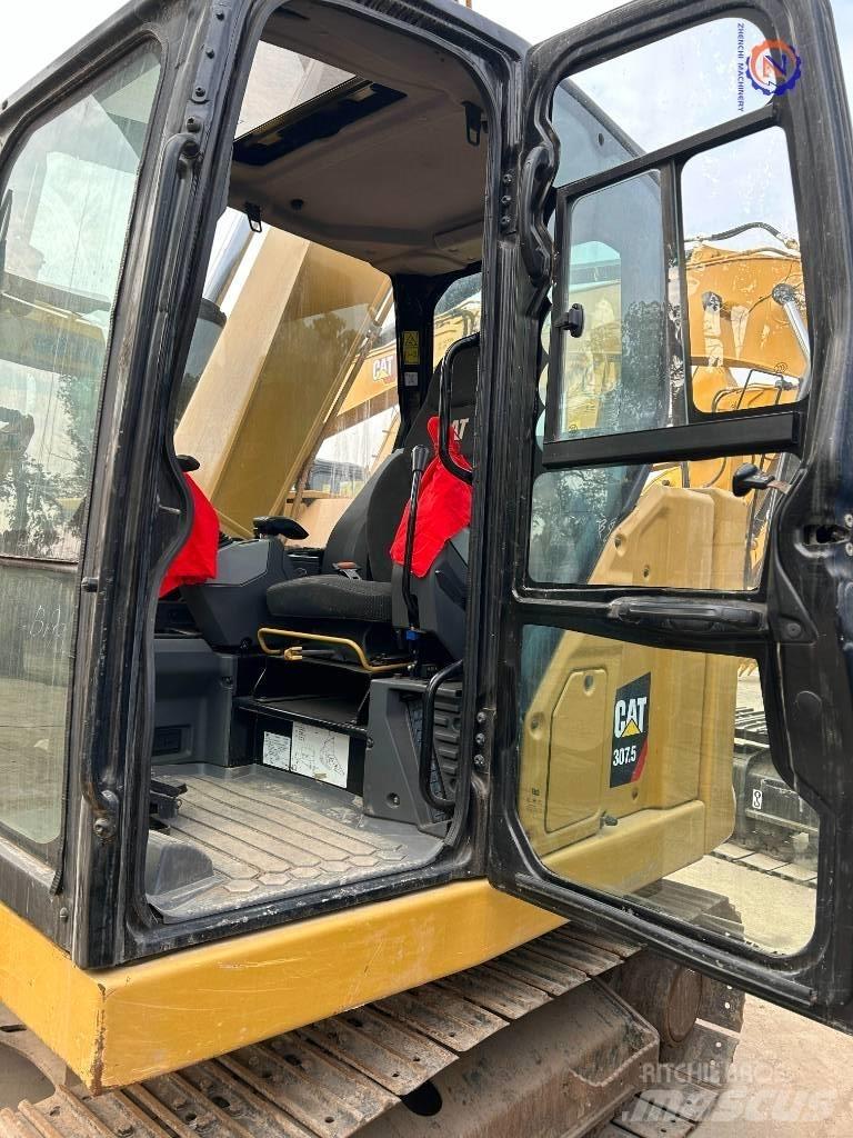 CAT 307.5 小型挖掘机