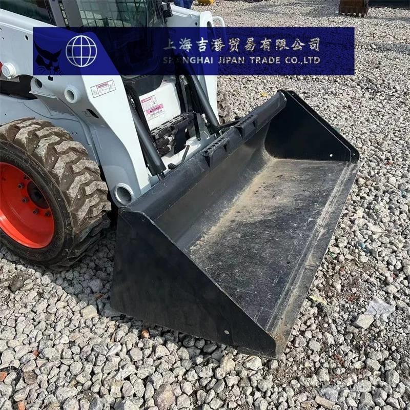 Bobcat s450 滑移装载机