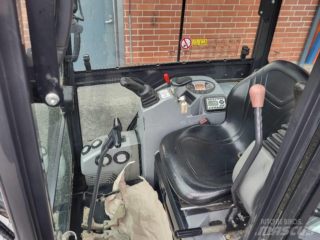 Bobcat E 17 小型挖掘机
