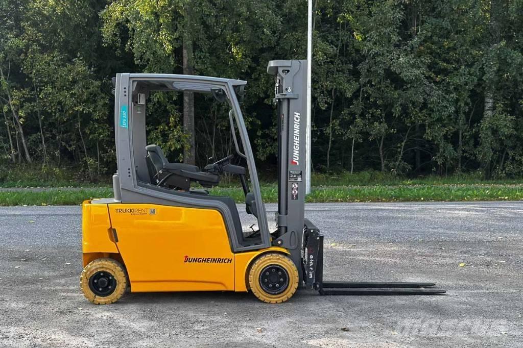 Jungheinrich EFG 320 电动叉车