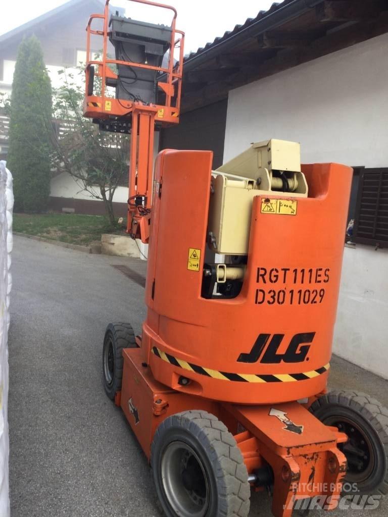 JLG E 300 AJP 曲臂高空工作平台