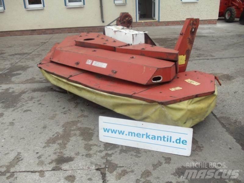  Mezög M 1020 装载牵引式割草机