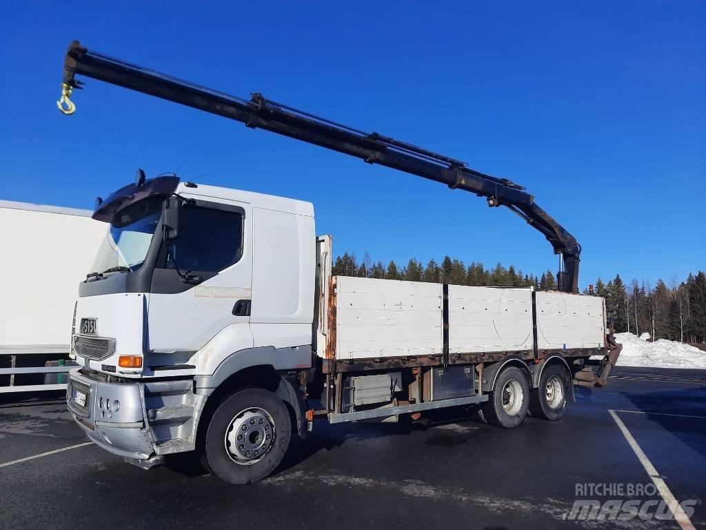 Sisu E12 起重车