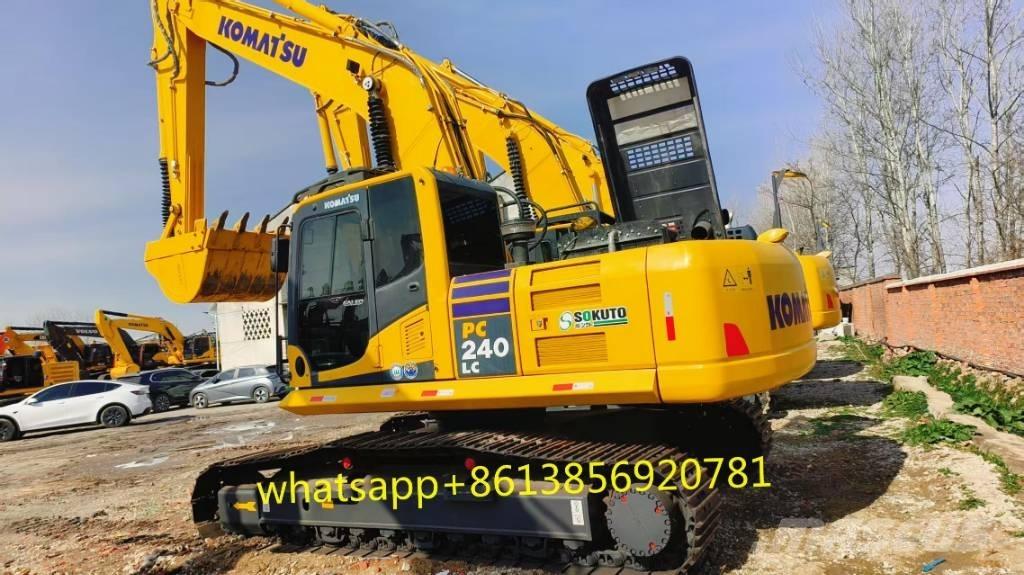 Komatsu PC 240-8 中型挖掘机