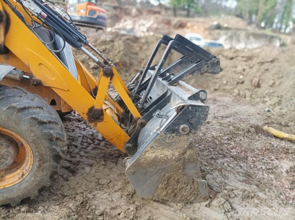 JCB 3 CX 反铲装载机