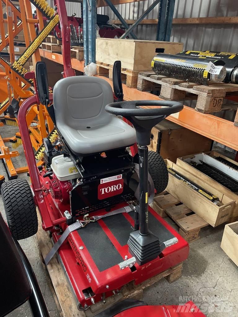 Toro GreenPro 1260 果岭滚压机