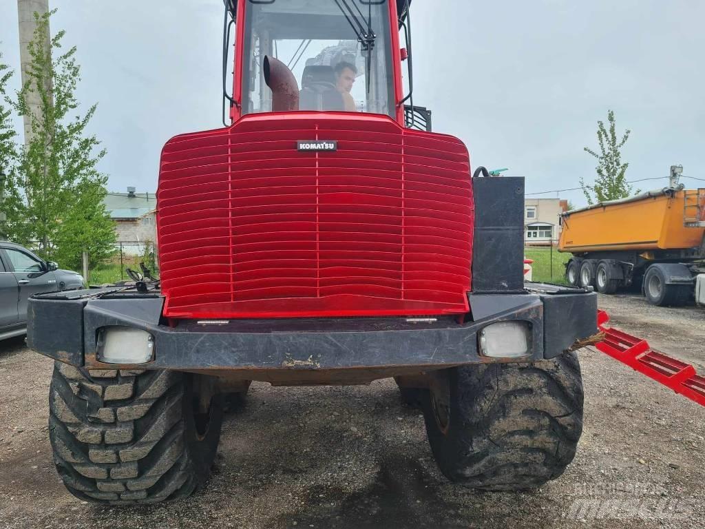 Komatsu 895 集运机