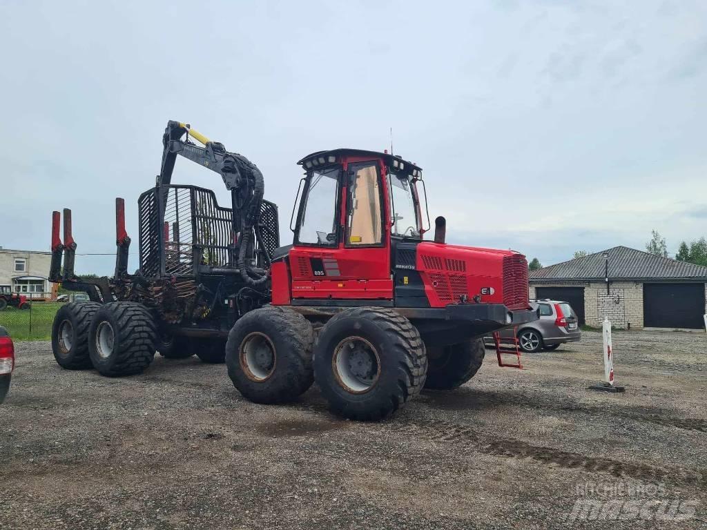 Komatsu 895 集运机
