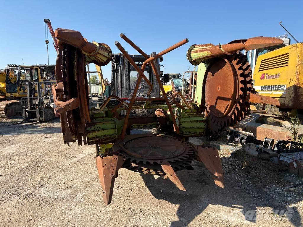 CLAAS RU 450 自走式青贮饲料收割机