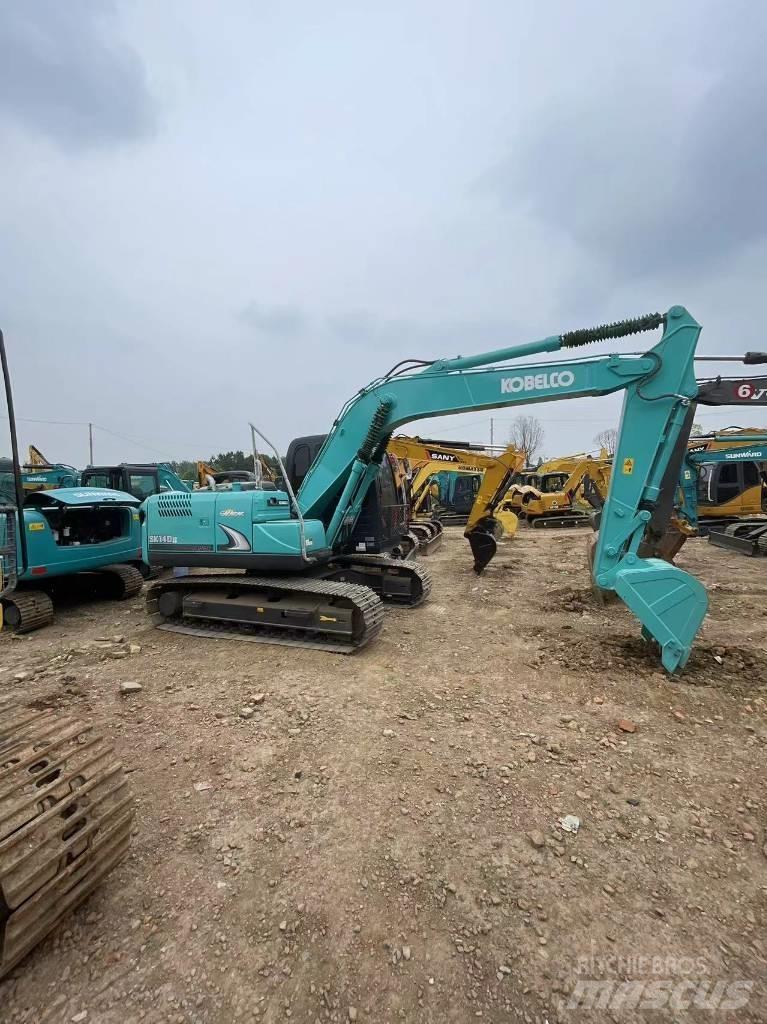 Kobelco SK140 履带挖掘机