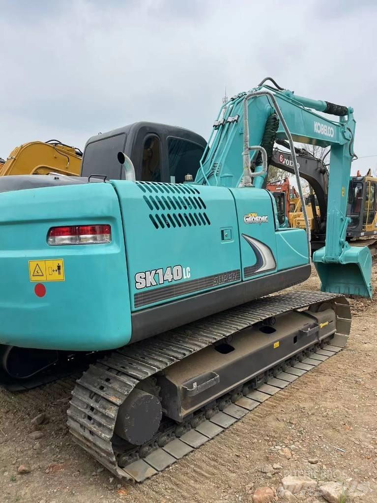 Kobelco SK140 履带挖掘机