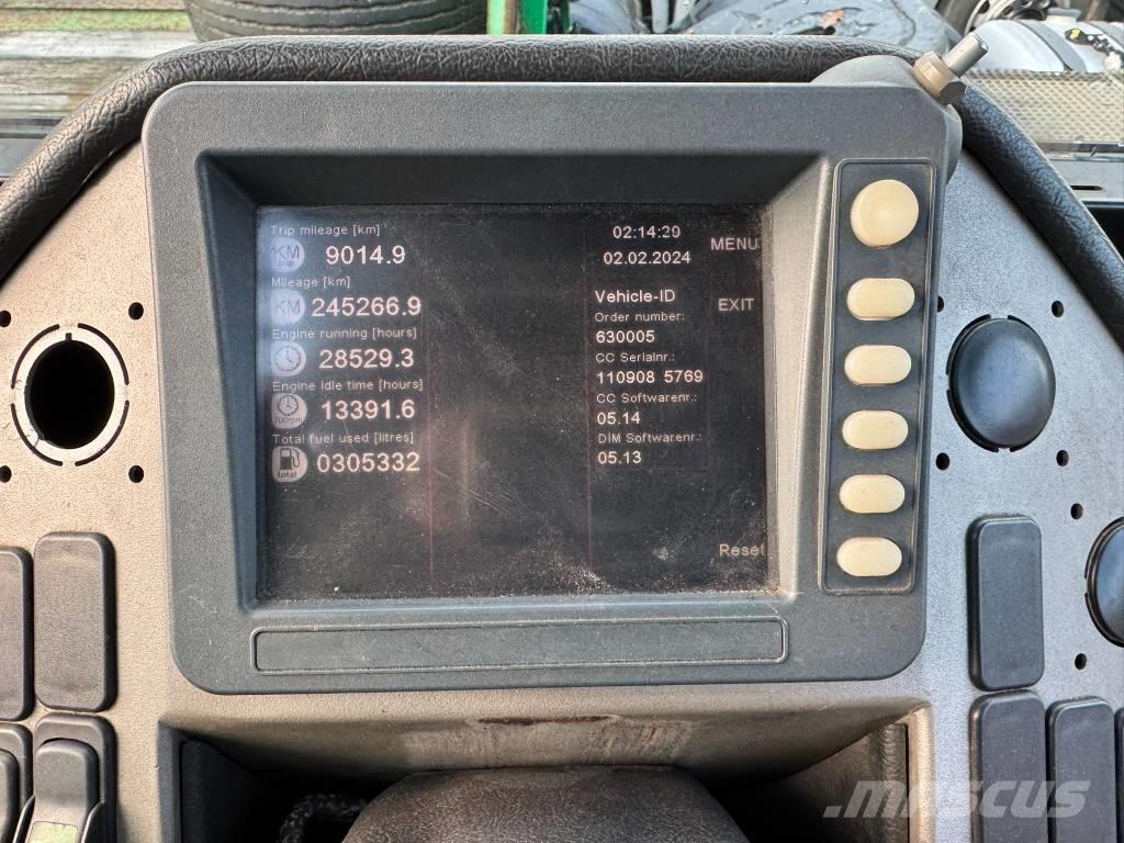 Terberg RT 223 码头牵引车