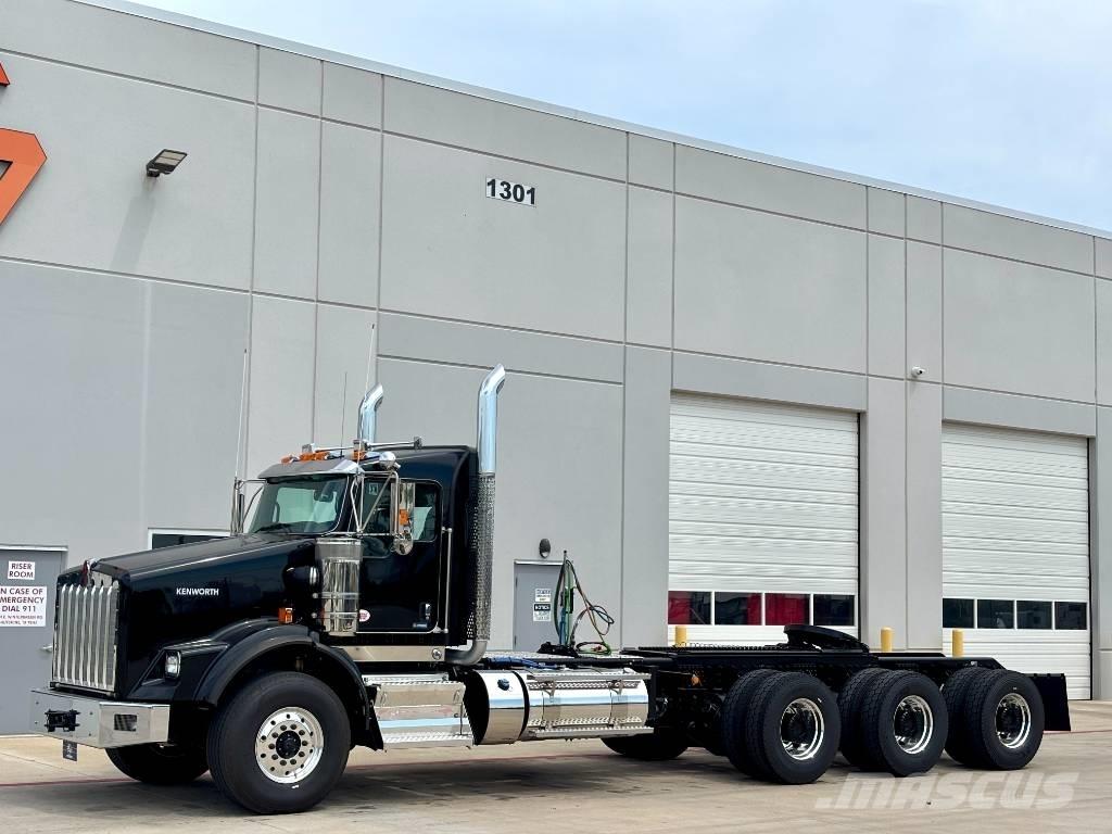 Kenworth T 800 牵引车
