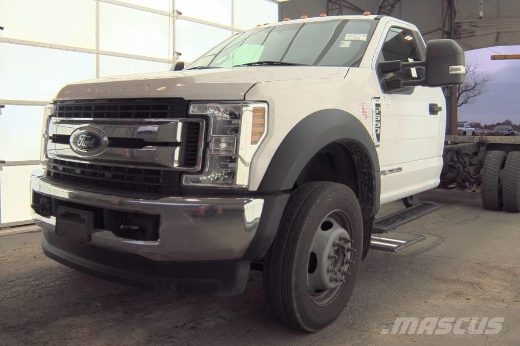 Ford F 550 XLT SD 平板车