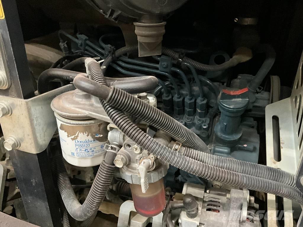 Kubota KX 027-4 小型挖掘机