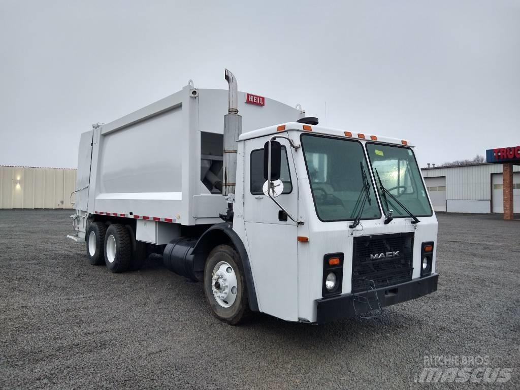 Mack LE613 垃圾车