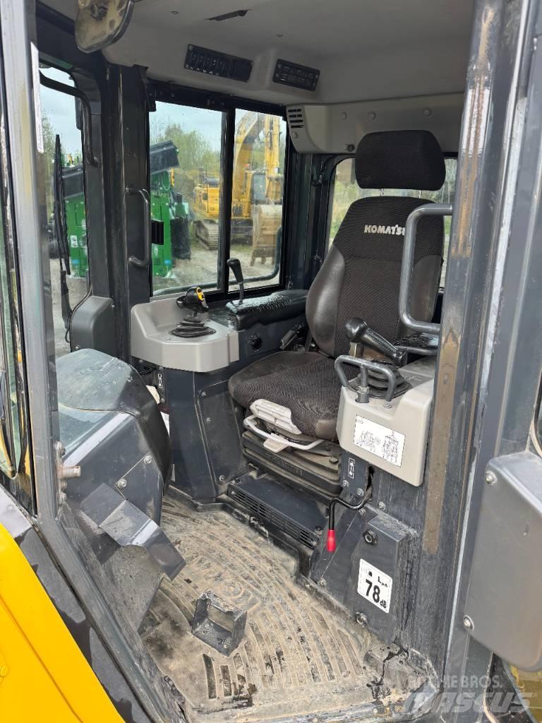 Komatsu D 61 PX-24 履带式推土机