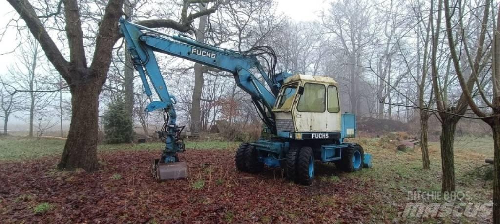 Fuchs F 712 轮式挖掘机
