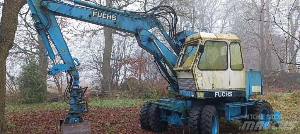 Fuchs F 712 轮式挖掘机