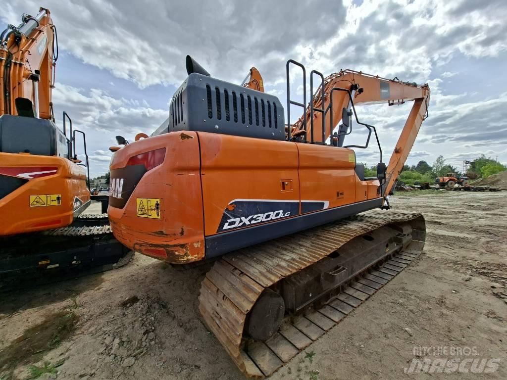 Doosan DX 300 LC-5 履带挖掘机