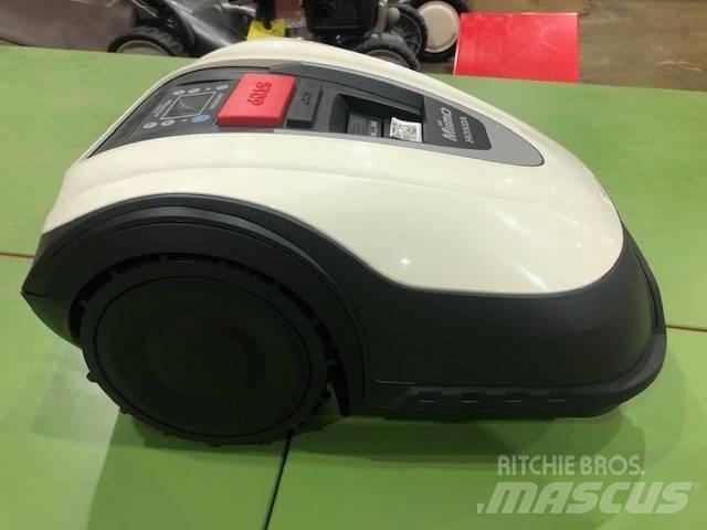 Honda HRM40 E 机器人割草机