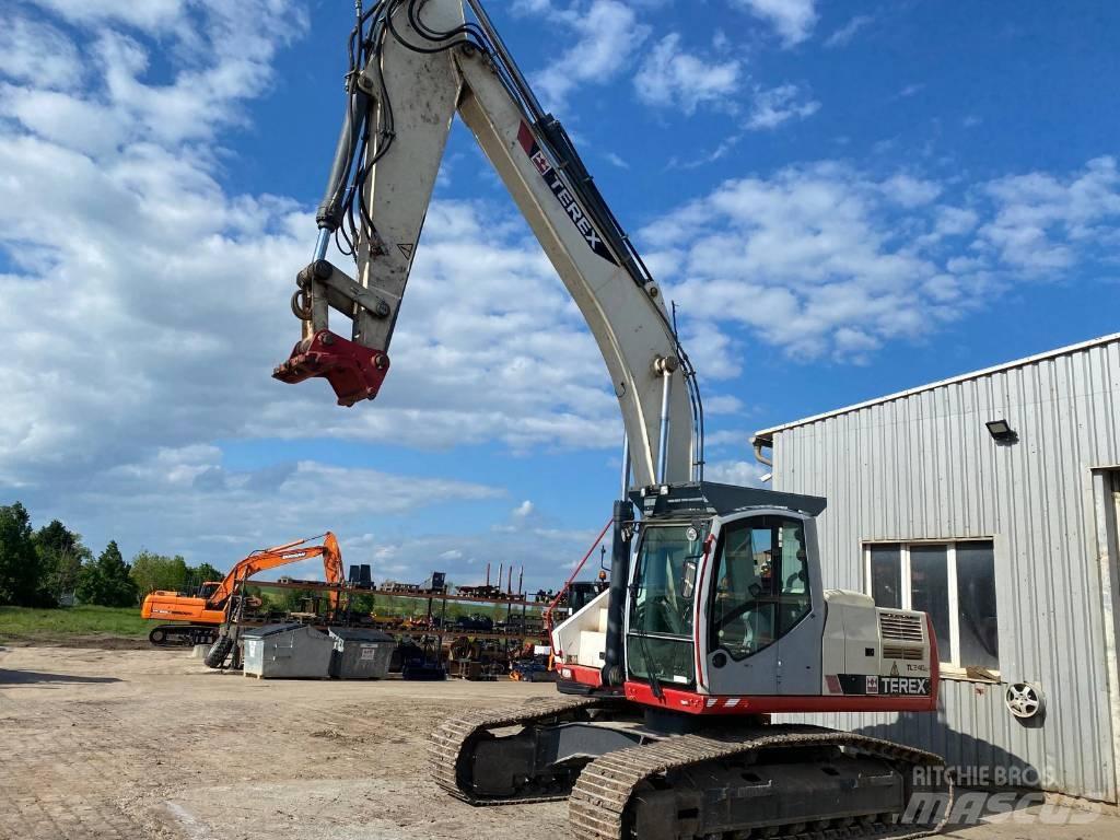 Terex TC240LC 履带挖掘机