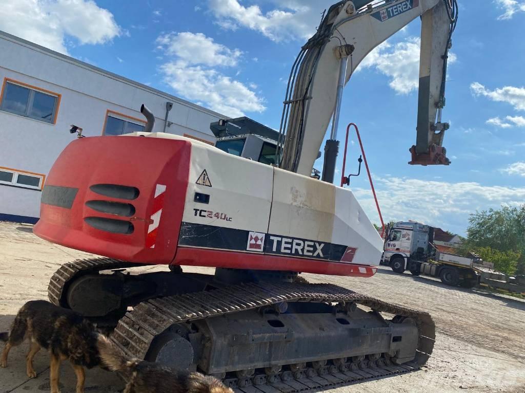 Terex TC240LC 履带挖掘机