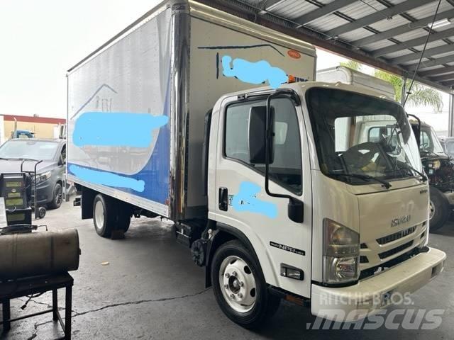 Isuzu NPR 厢式货车