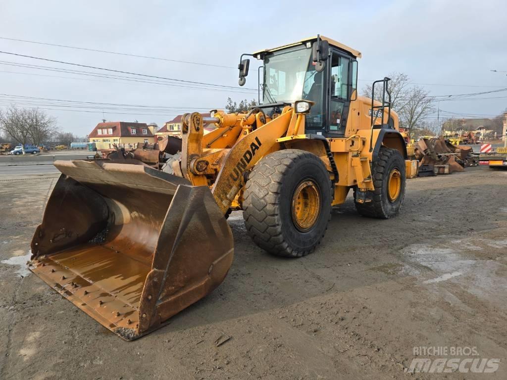 Hyundai HL 960 轮式装载机