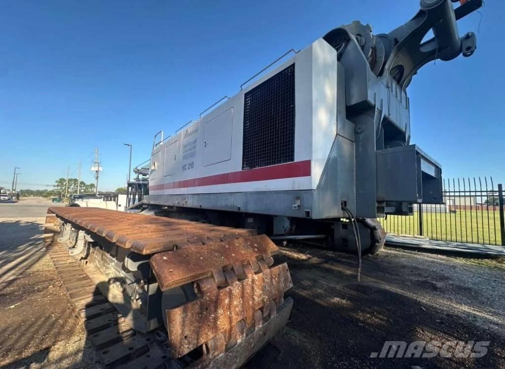 Terex HC210 履带起重机
