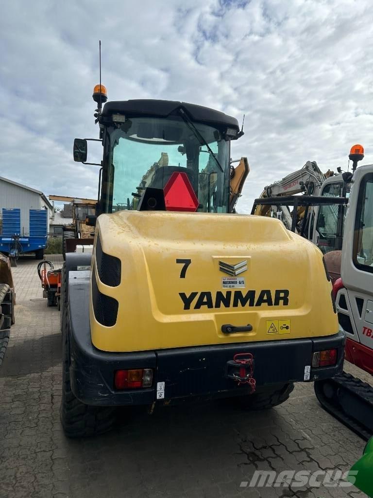 Yanmar V 100 小型装载机