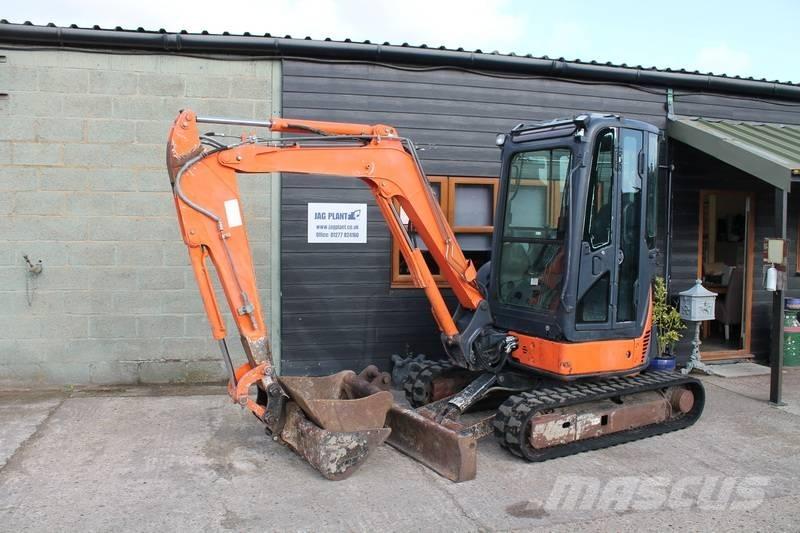 Hitachi ZX 30 U 小型挖掘机