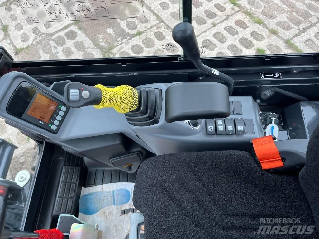 Yanmar SV 22 小型挖掘机