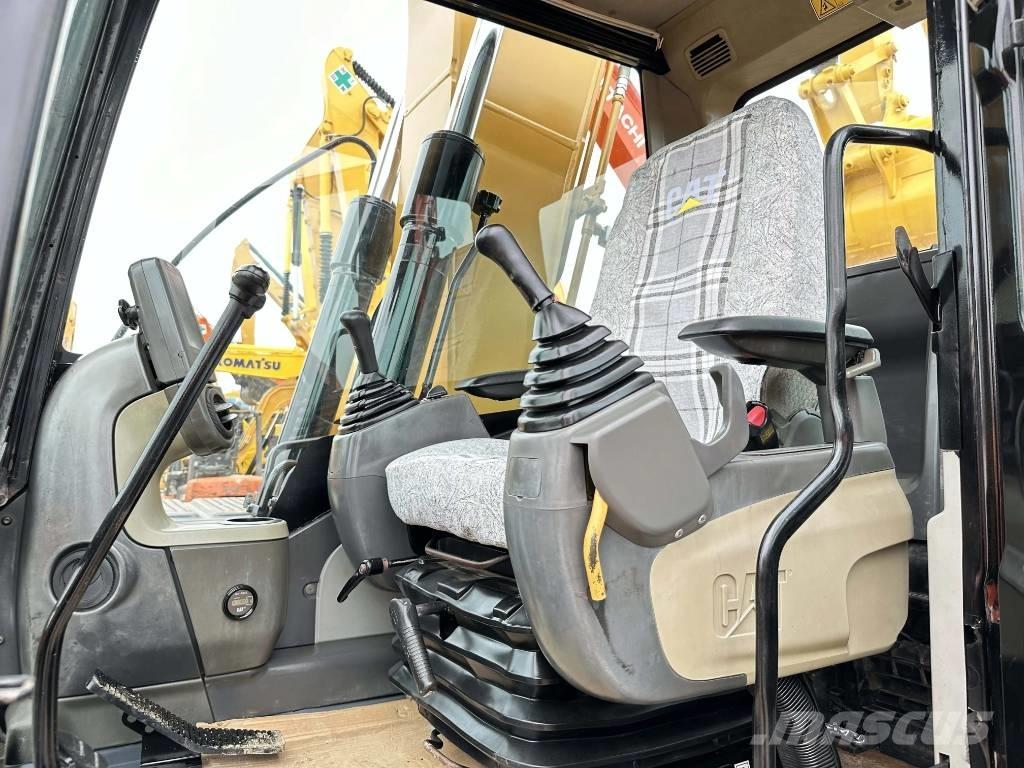CAT 312D2GC 中型挖掘机