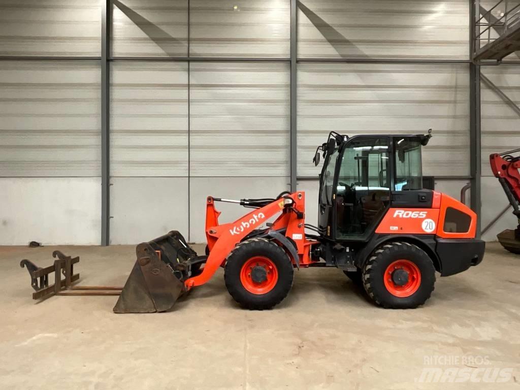 Kubota R 065 轮式装载机