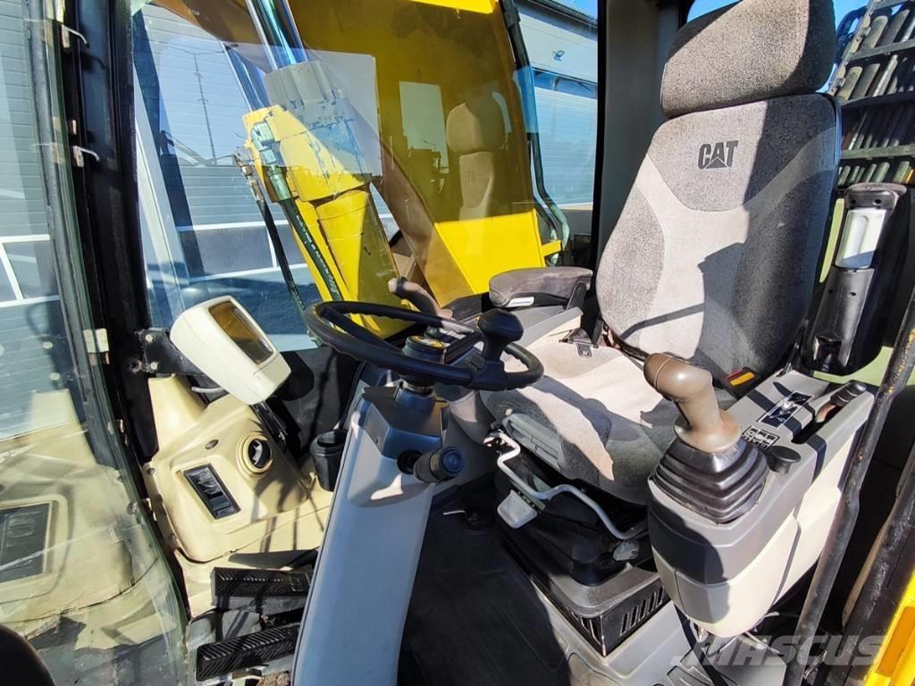 CAT M 318 C 轮式挖掘机