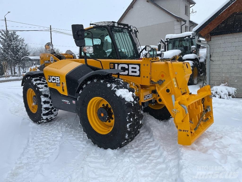 JCB 560-80 AGRI PLUS 电动叉车