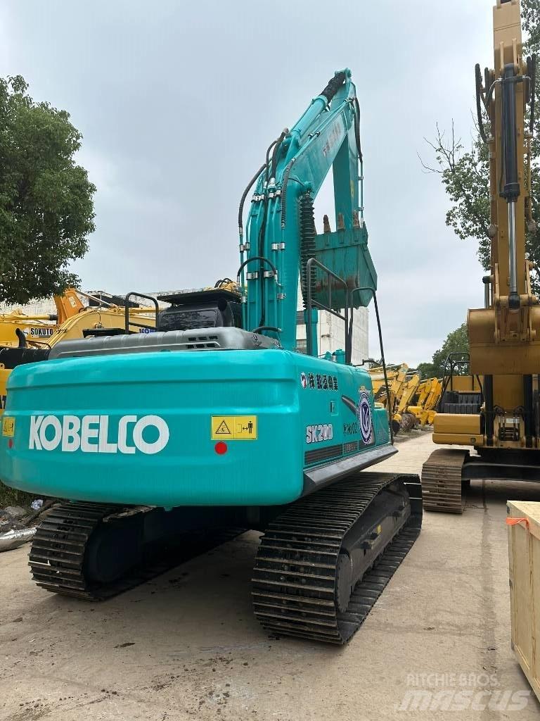 Kobelco SK 200 履带挖掘机