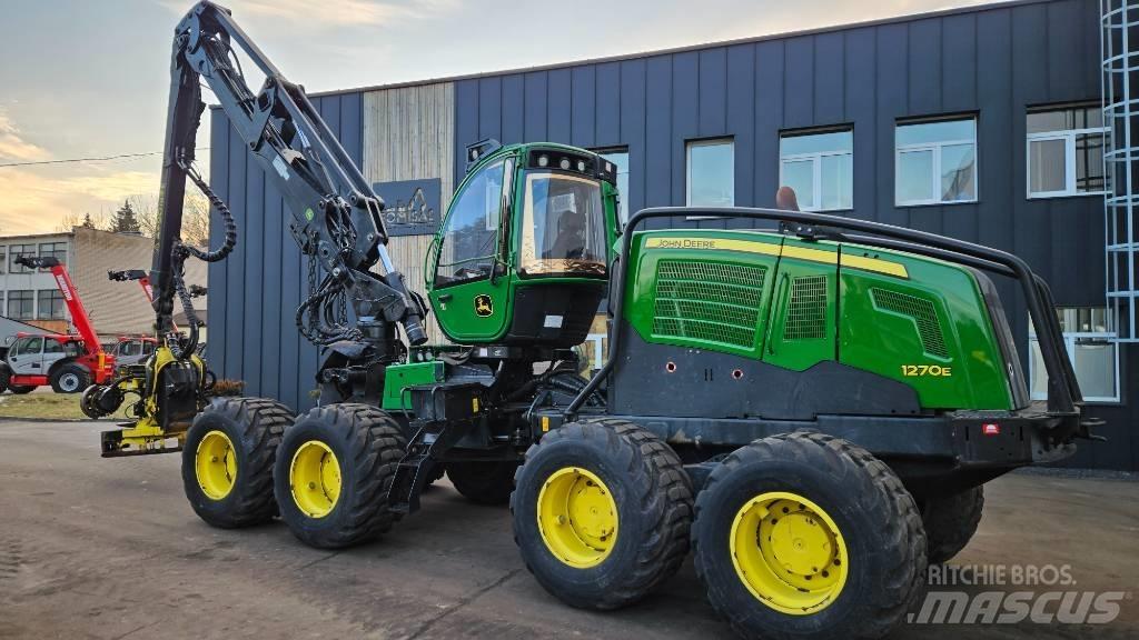 John Deere 1270 G 收割机
