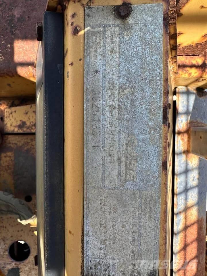 CASE 586E 其他叉车