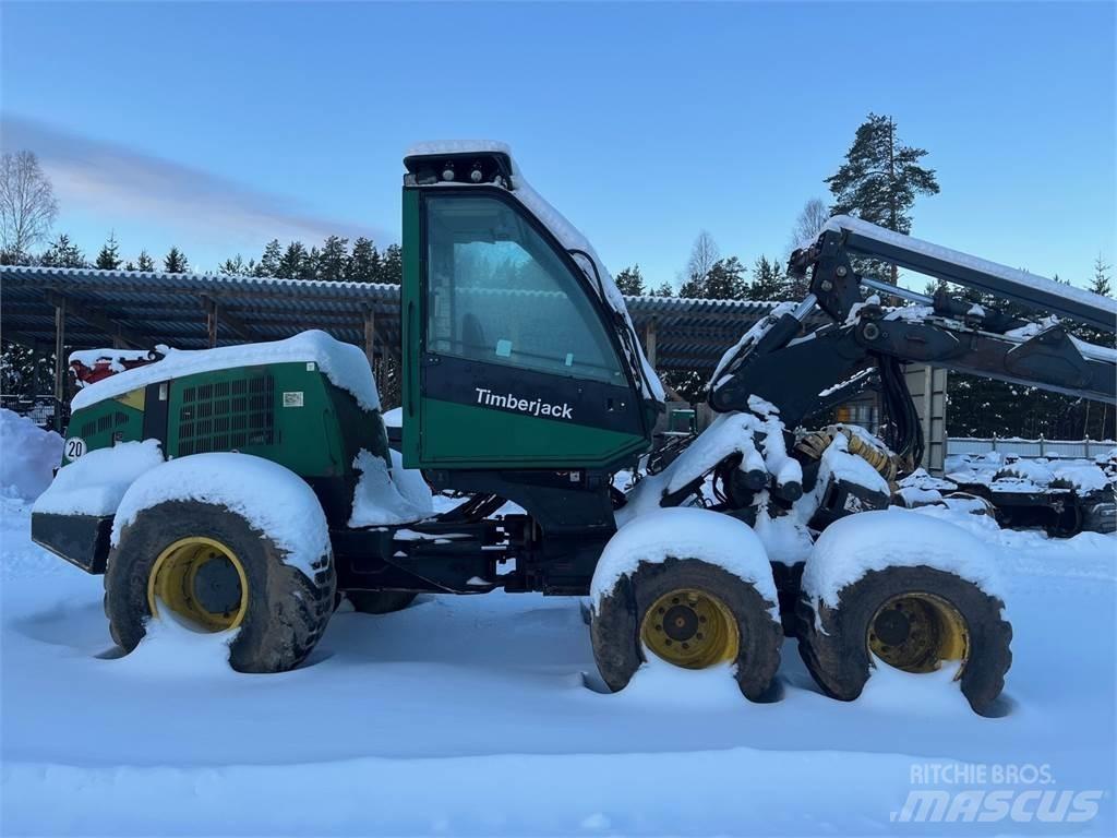 Timberjack 1070 收割机